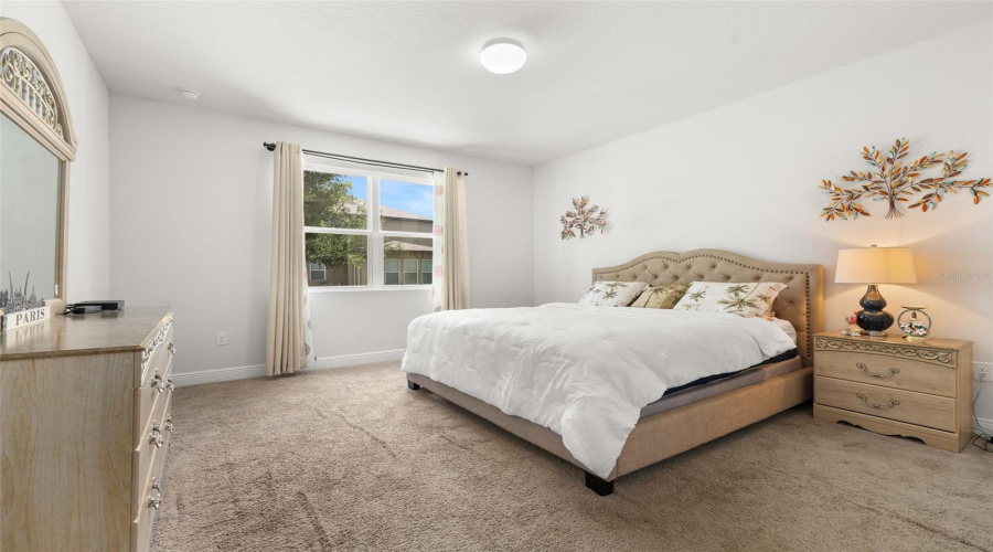 DAVENPORT, Florida 33896, 4 Bedrooms Bedrooms, ,2 BathroomsBathrooms,Residential,For Sale,YORKSHIRE,0,MFRS5153003
