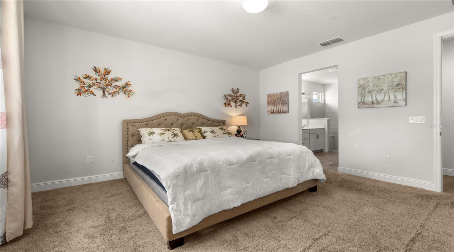 DAVENPORT, Florida 33896, 4 Bedrooms Bedrooms, ,2 BathroomsBathrooms,Residential,For Sale,YORKSHIRE,0,MFRS5153003