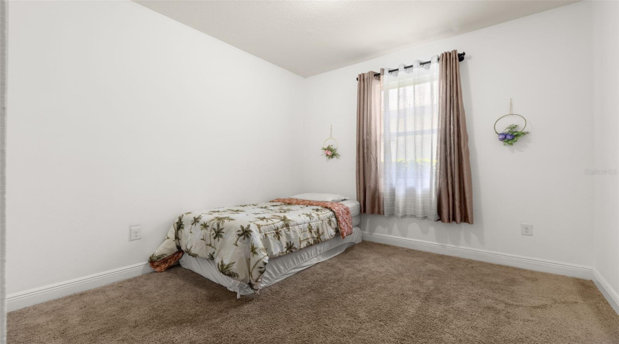 DAVENPORT, Florida 33896, 4 Bedrooms Bedrooms, ,2 BathroomsBathrooms,Residential,For Sale,YORKSHIRE,0,MFRS5153003