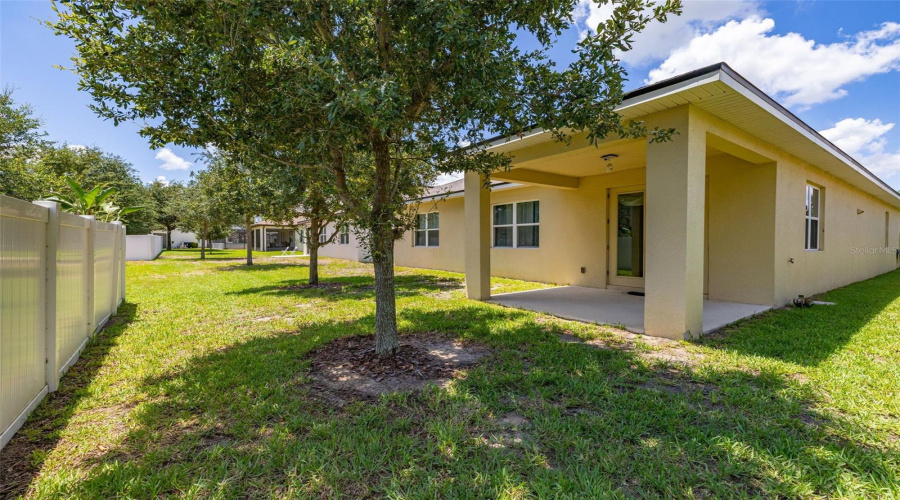 DAVENPORT, Florida 33896, 4 Bedrooms Bedrooms, ,2 BathroomsBathrooms,Residential,For Sale,YORKSHIRE,0,MFRS5153003