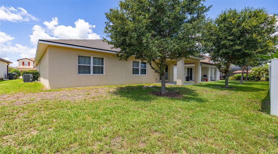 DAVENPORT, Florida 33896, 4 Bedrooms Bedrooms, ,2 BathroomsBathrooms,Residential,For Sale,YORKSHIRE,0,MFRS5153003