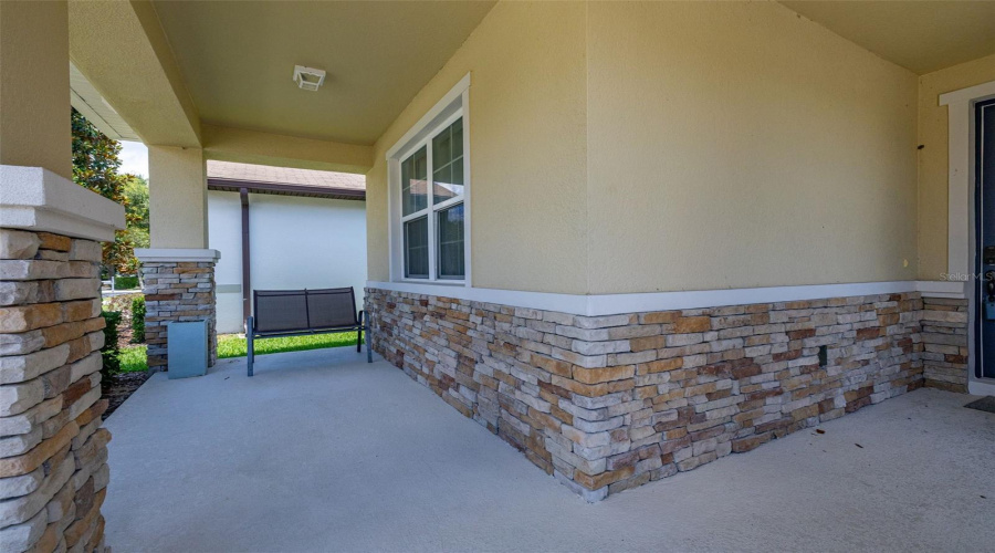DAVENPORT, Florida 33896, 4 Bedrooms Bedrooms, ,2 BathroomsBathrooms,Residential,For Sale,YORKSHIRE,0,MFRS5153003