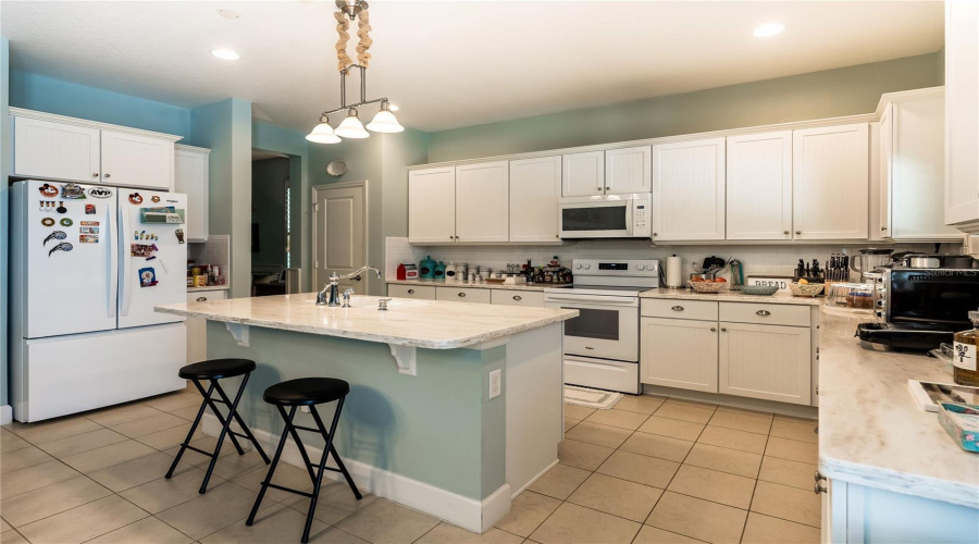 ORLANDO, Florida 32836, 5 Bedrooms Bedrooms, ,4 BathroomsBathrooms,Residential,For Sale,CHATEAUBRIAND,0,MFRO6421698