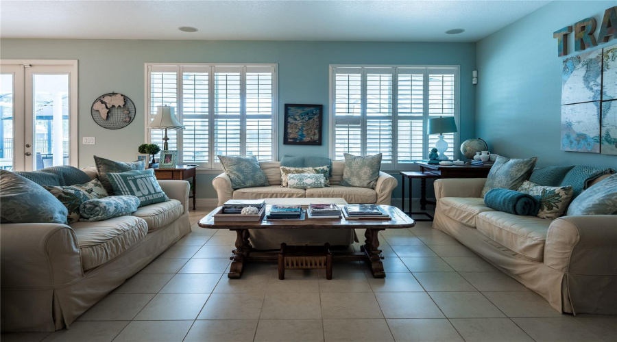 ORLANDO, Florida 32836, 5 Bedrooms Bedrooms, ,4 BathroomsBathrooms,Residential,For Sale,CHATEAUBRIAND,0,MFRO6421698