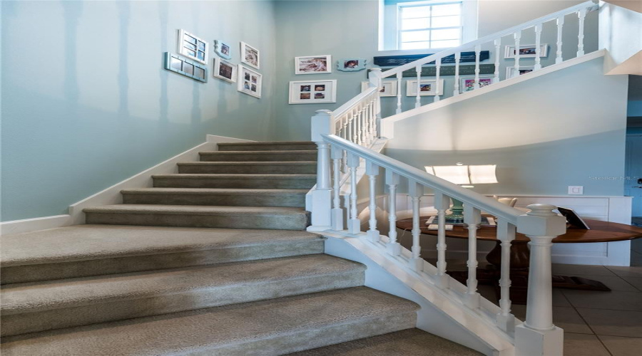 ORLANDO, Florida 32836, 5 Bedrooms Bedrooms, ,4 BathroomsBathrooms,Residential,For Sale,CHATEAUBRIAND,0,MFRO6421698