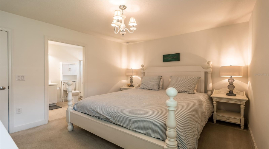 ORLANDO, Florida 32836, 5 Bedrooms Bedrooms, ,4 BathroomsBathrooms,Residential,For Sale,CHATEAUBRIAND,0,MFRO6421698
