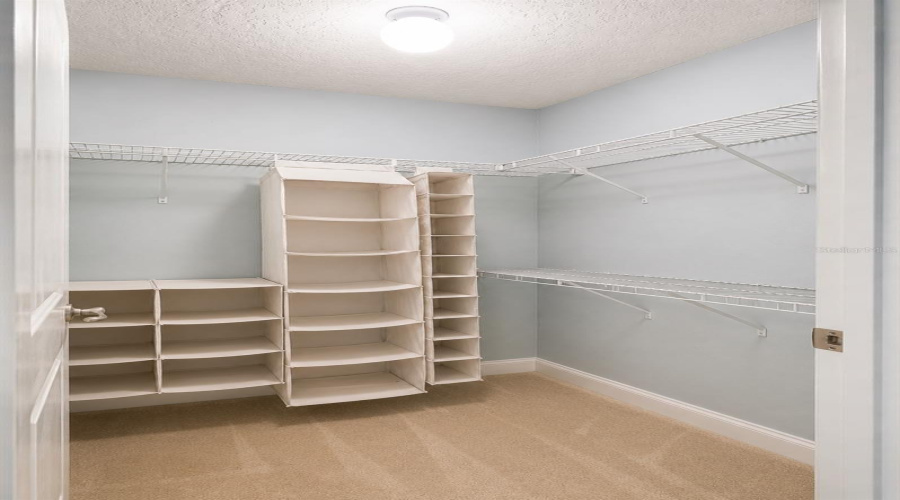 ORLANDO, Florida 32836, 5 Bedrooms Bedrooms, ,4 BathroomsBathrooms,Residential,For Sale,CHATEAUBRIAND,0,MFRO6421698