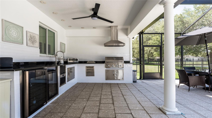 ORLANDO, Florida 32836, 5 Bedrooms Bedrooms, ,4 BathroomsBathrooms,Residential,For Sale,CHATEAUBRIAND,0,MFRO6421698