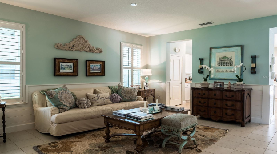 ORLANDO, Florida 32836, 5 Bedrooms Bedrooms, ,4 BathroomsBathrooms,Residential,For Sale,CHATEAUBRIAND,0,MFRO6421698