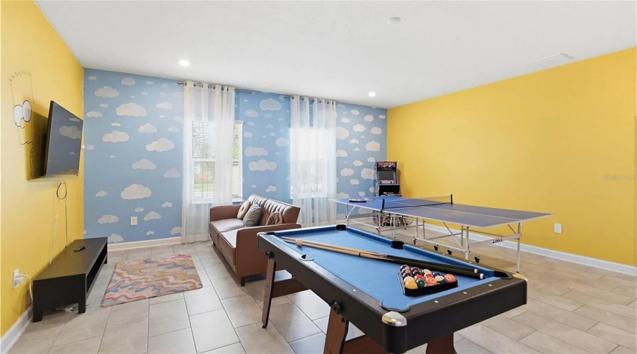 DAVENPORT, Florida 33896, 7 Bedrooms Bedrooms, ,5 BathroomsBathrooms,Residential,For Sale,SOMMERSET HILLS,0,MFRTB8524488