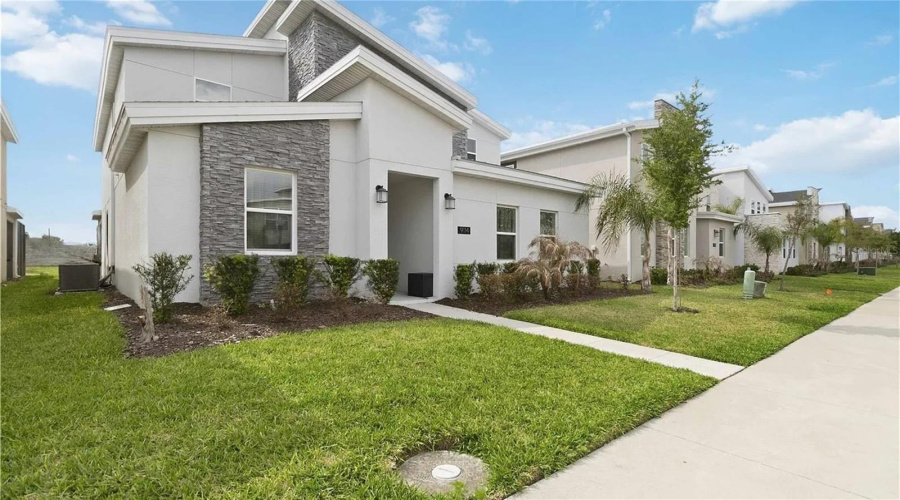 DAVENPORT, Florida 33896, 7 Bedrooms Bedrooms, ,5 BathroomsBathrooms,Residential,For Sale,SOMMERSET HILLS,0,MFRTB8524488