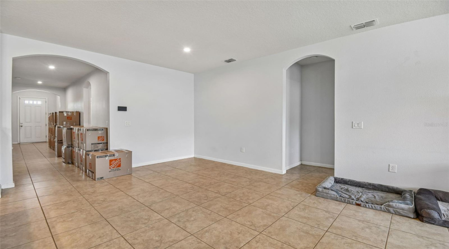 DAVENPORT, Florida 33837, 4 Bedrooms Bedrooms, ,2 BathroomsBathrooms,Residential,For Sale,AFFIRMED,0,MFRTB8523344