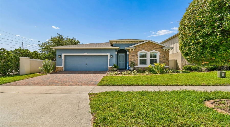 DAVENPORT, Florida 33837, 4 Bedrooms Bedrooms, ,2 BathroomsBathrooms,Residential,For Sale,AFFIRMED,0,MFRTB8523344