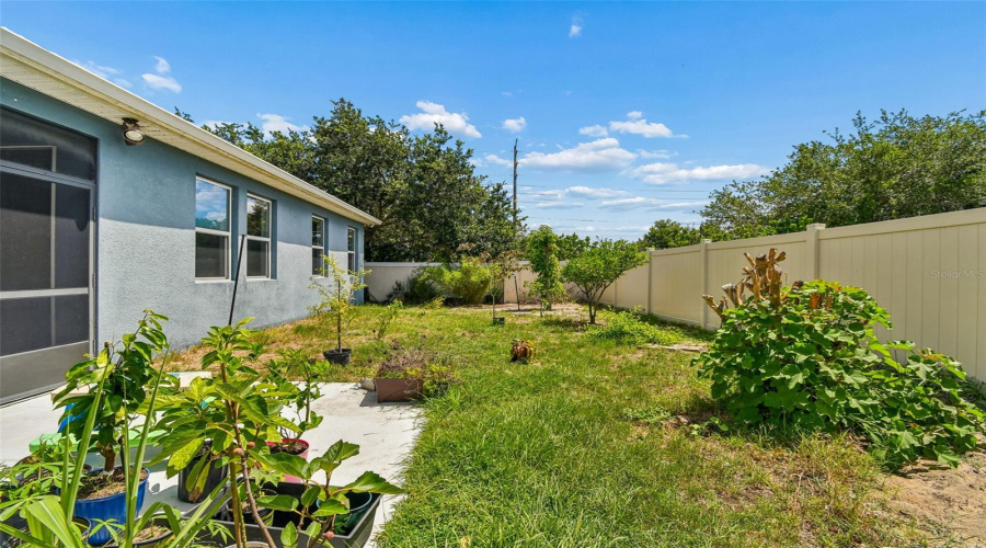 DAVENPORT, Florida 33837, 4 Bedrooms Bedrooms, ,2 BathroomsBathrooms,Residential,For Sale,AFFIRMED,0,MFRTB8523344