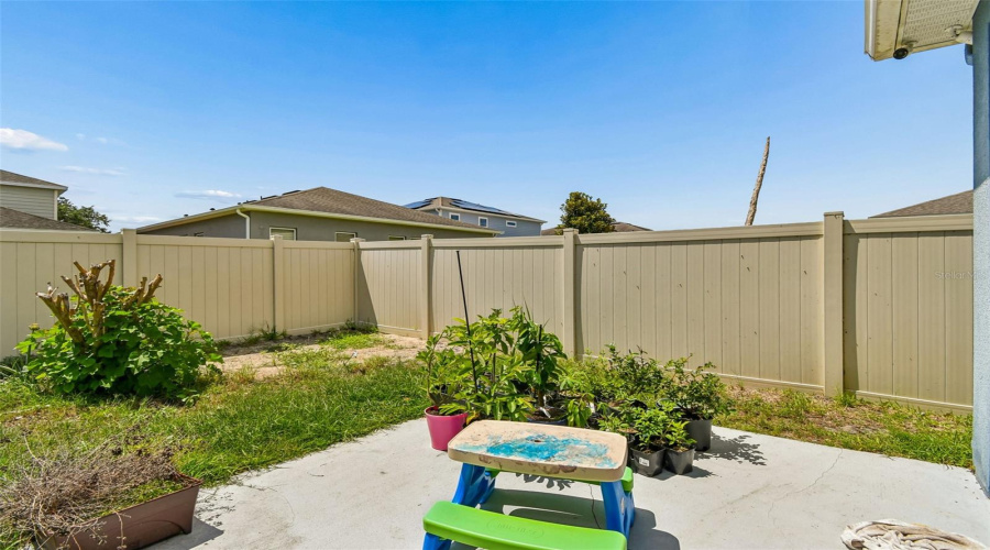 DAVENPORT, Florida 33837, 4 Bedrooms Bedrooms, ,2 BathroomsBathrooms,Residential,For Sale,AFFIRMED,0,MFRTB8523344