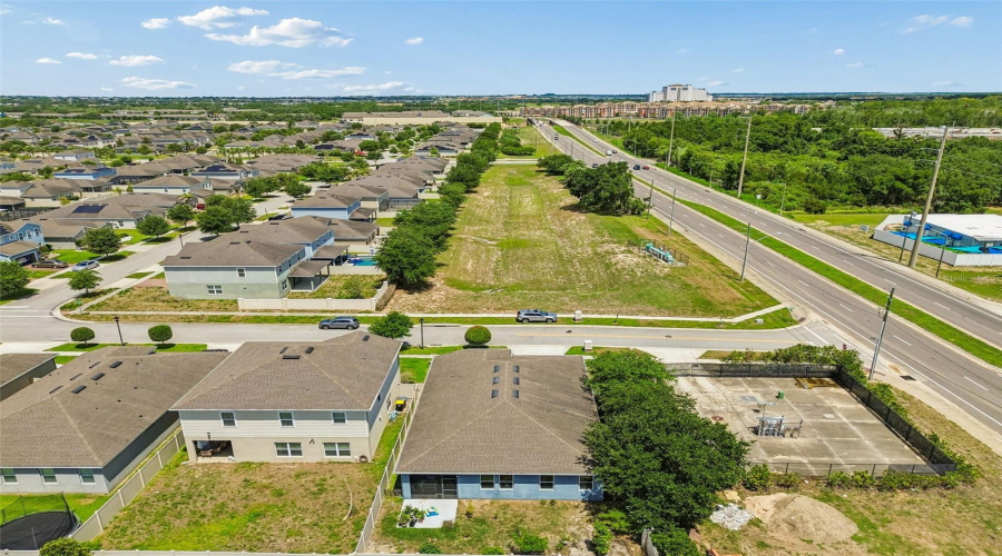 DAVENPORT, Florida 33837, 4 Bedrooms Bedrooms, ,2 BathroomsBathrooms,Residential,For Sale,AFFIRMED,0,MFRTB8523344