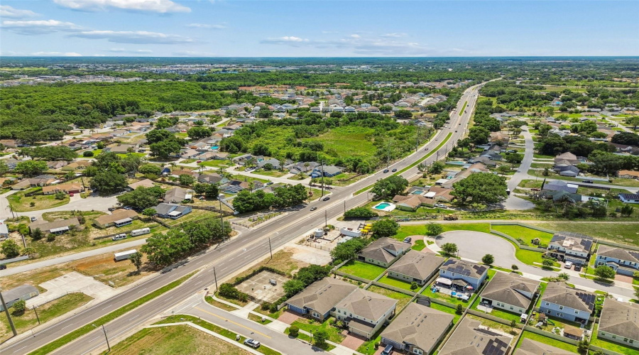 DAVENPORT, Florida 33837, 4 Bedrooms Bedrooms, ,2 BathroomsBathrooms,Residential,For Sale,AFFIRMED,0,MFRTB8523344