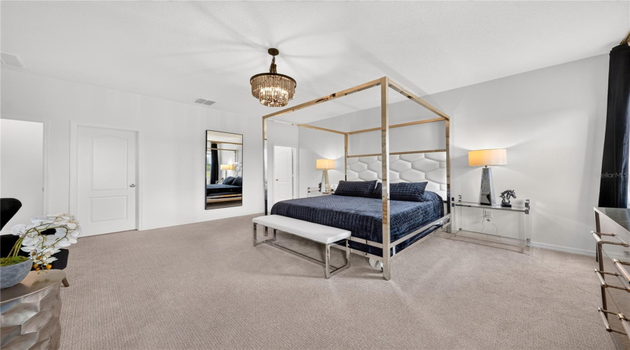 DAVENPORT, Florida 33896, 4 Bedrooms Bedrooms, ,2 BathroomsBathrooms,Residential,For Sale,OVERPOOL AVENUE,0,MFRO6422245