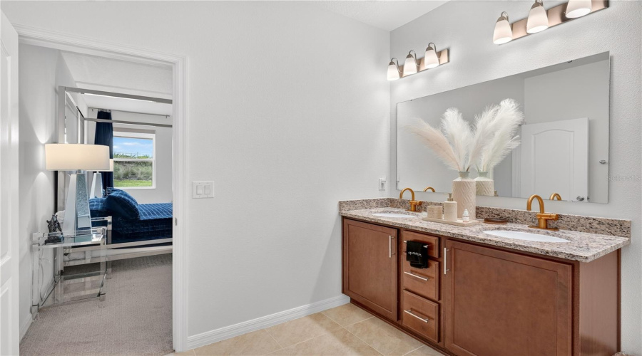 DAVENPORT, Florida 33896, 4 Bedrooms Bedrooms, ,2 BathroomsBathrooms,Residential,For Sale,OVERPOOL AVENUE,0,MFRO6422245