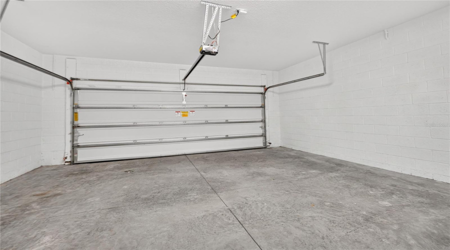 DAVENPORT, Florida 33896, 4 Bedrooms Bedrooms, ,2 BathroomsBathrooms,Residential,For Sale,OVERPOOL AVENUE,0,MFRO6422245