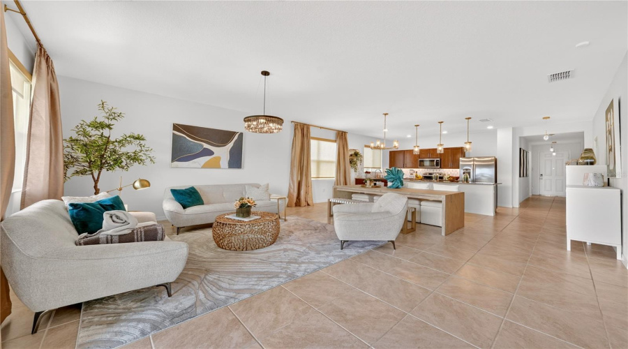 DAVENPORT, Florida 33896, 4 Bedrooms Bedrooms, ,2 BathroomsBathrooms,Residential,For Sale,OVERPOOL AVENUE,0,MFRO6422245