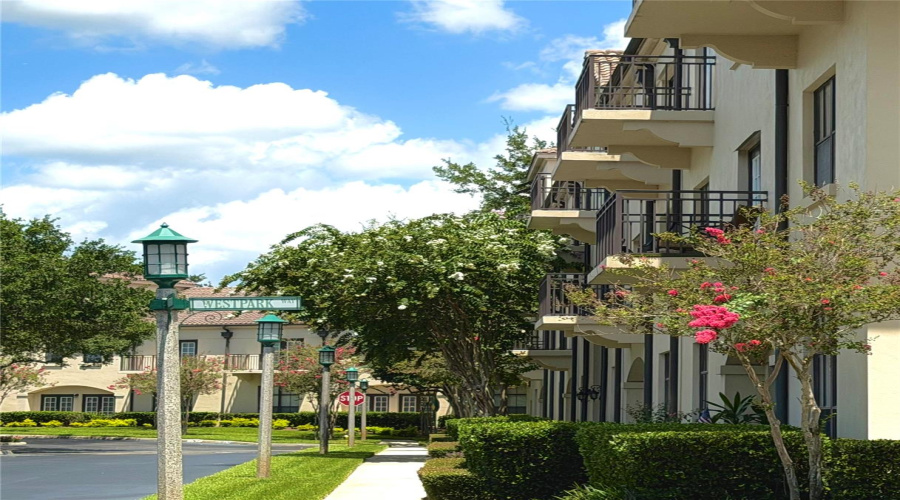 CELEBRATION, Florida 34747, 3 Bedrooms Bedrooms, ,2 BathroomsBathrooms,Residential,For Sale,WATERSIDE,0,MFRS5153048