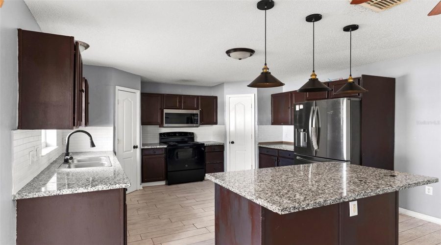 DAVENPORT, Florida 33837, 4 Bedrooms Bedrooms, ,2 BathroomsBathrooms,Residential,For Sale,VERVAIN,0,MFRS5153027