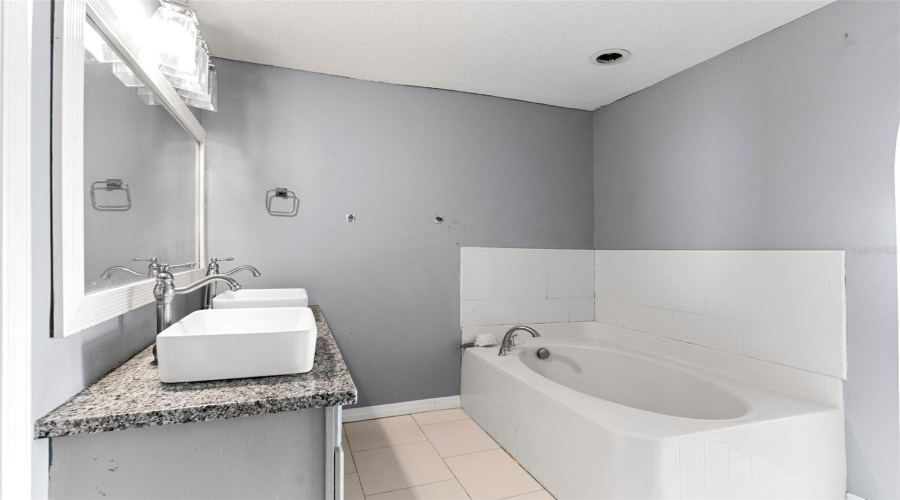 DAVENPORT, Florida 33837, 4 Bedrooms Bedrooms, ,2 BathroomsBathrooms,Residential,For Sale,VERVAIN,0,MFRS5153027