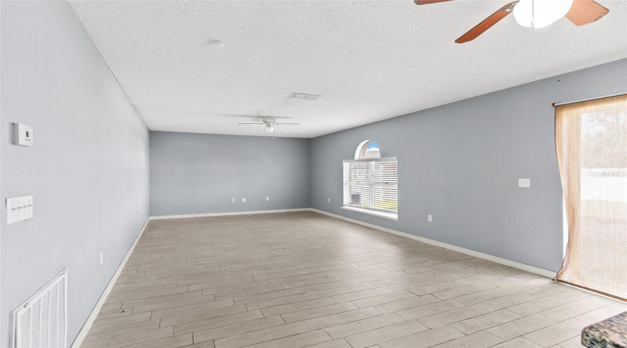 DAVENPORT, Florida 33837, 4 Bedrooms Bedrooms, ,2 BathroomsBathrooms,Residential,For Sale,VERVAIN,0,MFRS5153027