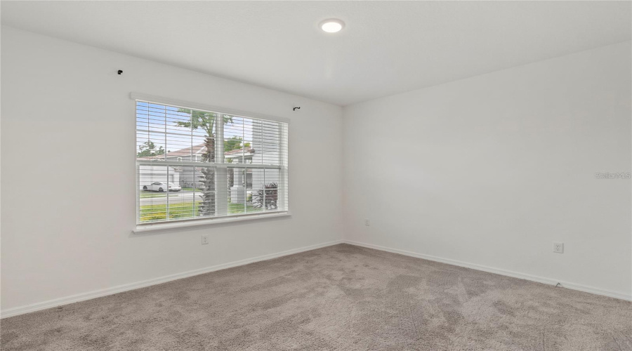 DAVENPORT, Florida 33837, 4 Bedrooms Bedrooms, ,2 BathroomsBathrooms,Residential,For Sale,OAK BLUFF,0,MFRO6422032