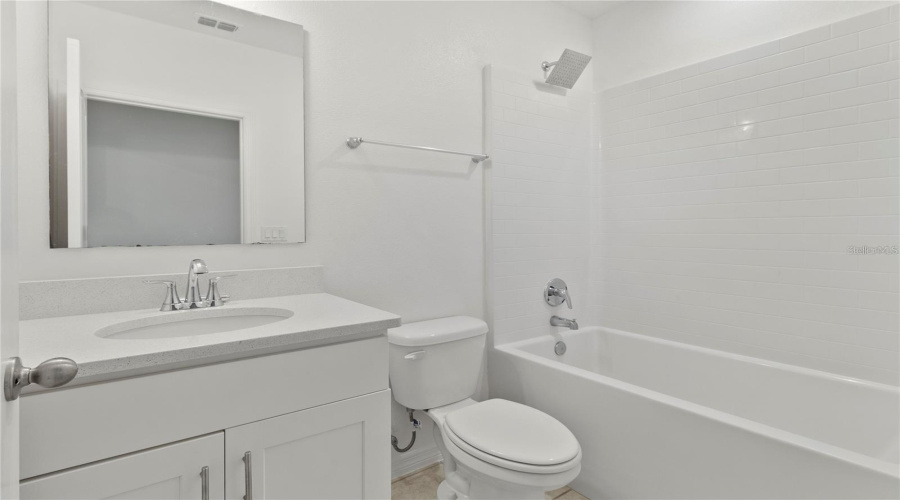 DAVENPORT, Florida 33837, 4 Bedrooms Bedrooms, ,2 BathroomsBathrooms,Residential,For Sale,OAK BLUFF,0,MFRO6422032