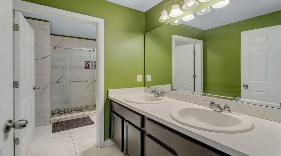 DAVENPORT, Florida 33837, 5 Bedrooms Bedrooms, ,3 BathroomsBathrooms,Residential,For Sale,SARDINIA,0,MFRS5152816