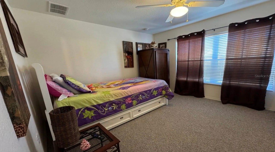 KISSIMMEE, Florida 34746, 4 Bedrooms Bedrooms, ,3 BathroomsBathrooms,Residential,For Sale,JONAFREE,0,MFRA4698864