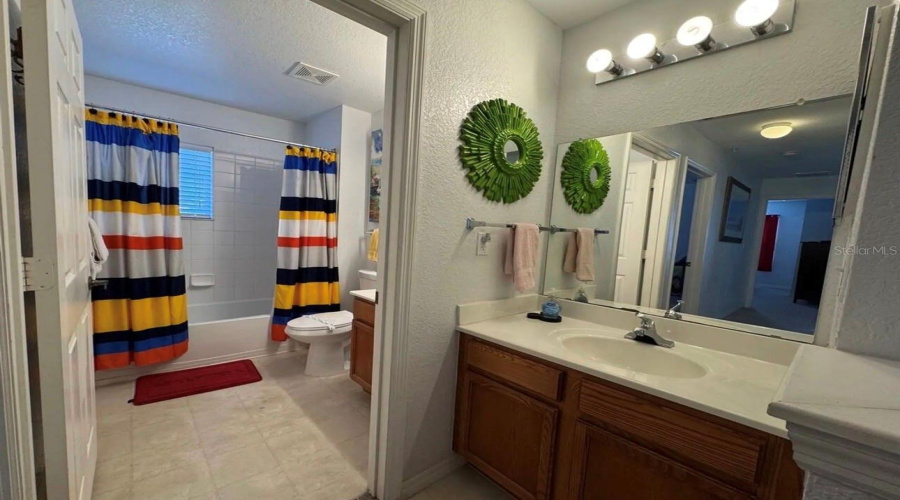 KISSIMMEE, Florida 34746, 4 Bedrooms Bedrooms, ,3 BathroomsBathrooms,Residential,For Sale,JONAFREE,0,MFRA4698864