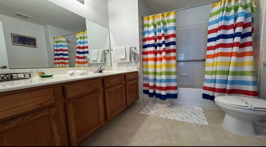 KISSIMMEE, Florida 34746, 4 Bedrooms Bedrooms, ,3 BathroomsBathrooms,Residential,For Sale,JONAFREE,0,MFRA4698864