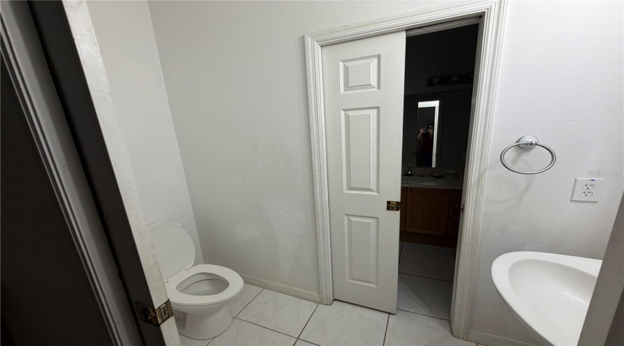 KISSIMMEE, Florida 34746, 4 Bedrooms Bedrooms, ,3 BathroomsBathrooms,Residential,For Sale,WATERFORD,0,MFRO6422070