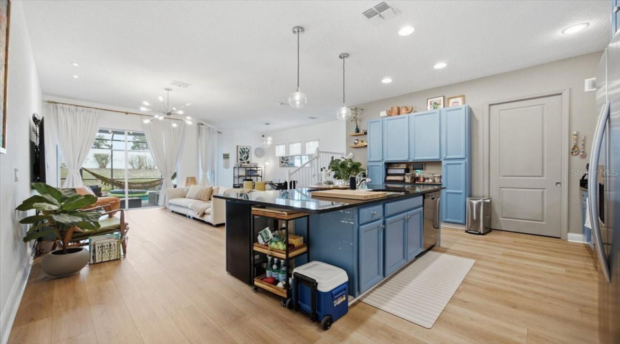 DAVENPORT, Florida 33896, 5 Bedrooms Bedrooms, ,5 BathroomsBathrooms,Residential,For Sale,CAPTIVA,0,MFRO6422495