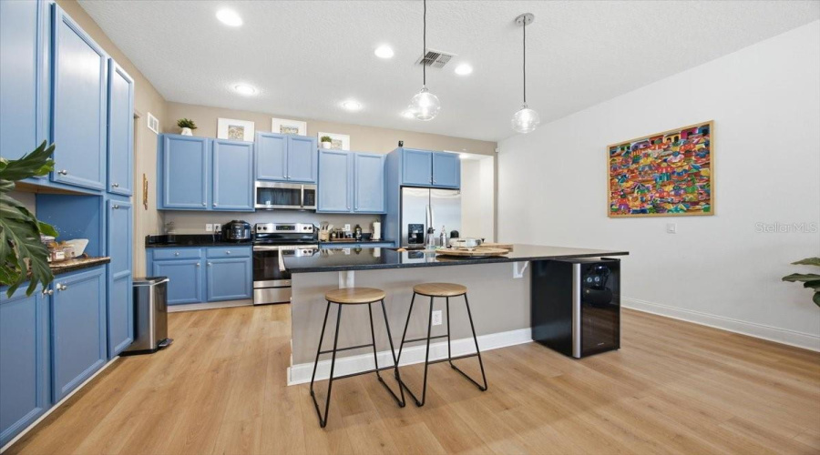 DAVENPORT, Florida 33896, 5 Bedrooms Bedrooms, ,5 BathroomsBathrooms,Residential,For Sale,CAPTIVA,0,MFRO6422495