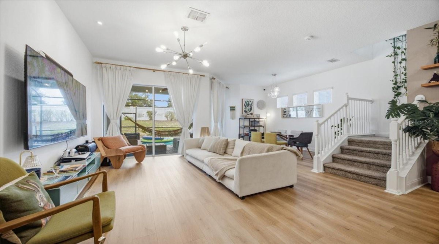 DAVENPORT, Florida 33896, 5 Bedrooms Bedrooms, ,5 BathroomsBathrooms,Residential,For Sale,CAPTIVA,0,MFRO6422495