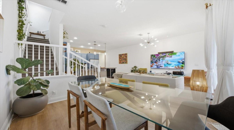 DAVENPORT, Florida 33896, 5 Bedrooms Bedrooms, ,5 BathroomsBathrooms,Residential,For Sale,CAPTIVA,0,MFRO6422495