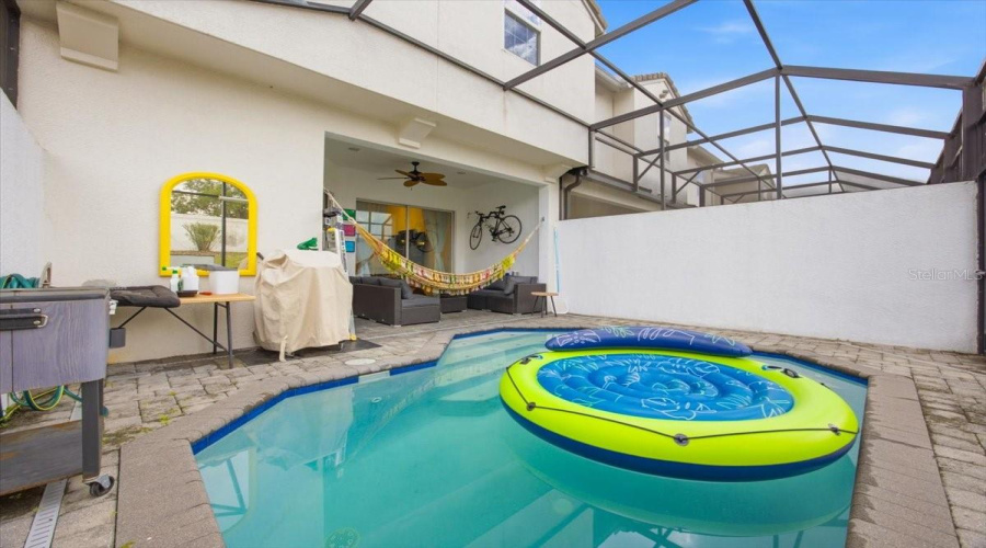 DAVENPORT, Florida 33896, 5 Bedrooms Bedrooms, ,5 BathroomsBathrooms,Residential,For Sale,CAPTIVA,0,MFRO6422495