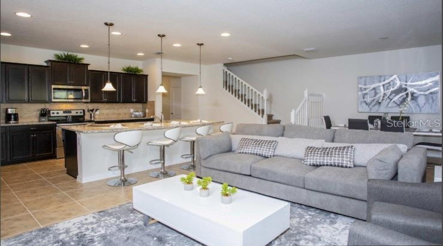 KISSIMMEE, Florida 34747, 5 Bedrooms Bedrooms, ,4 BathroomsBathrooms,Residential,For Sale,GENEVE CT,0,MFRO6422639