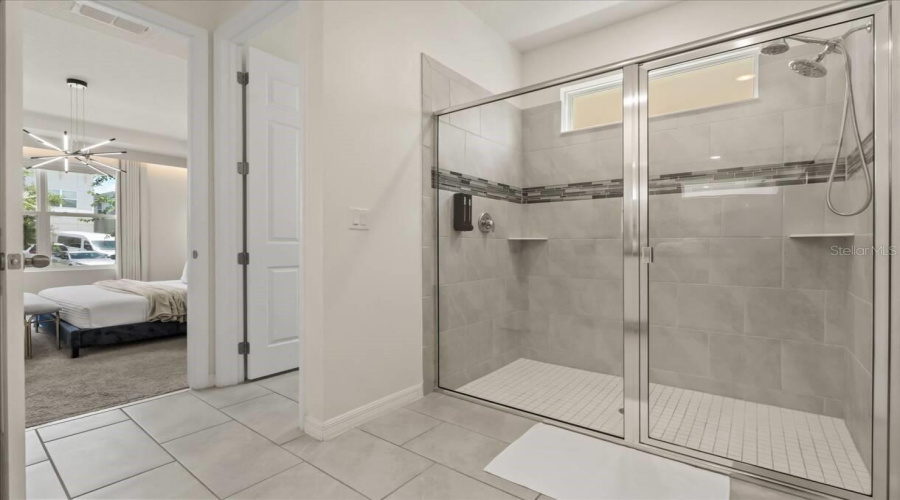 KISSIMMEE, Florida 34747, 9 Bedrooms Bedrooms, ,6 BathroomsBathrooms,Residential,For Sale,MERMAID COVE,0,MFRO6418556