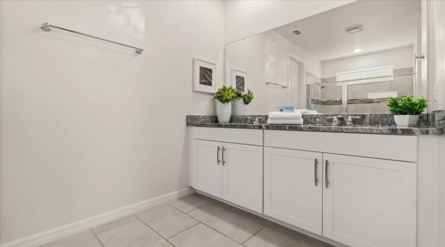 KISSIMMEE, Florida 34747, 9 Bedrooms Bedrooms, ,6 BathroomsBathrooms,Residential,For Sale,MERMAID COVE,0,MFRO6418556