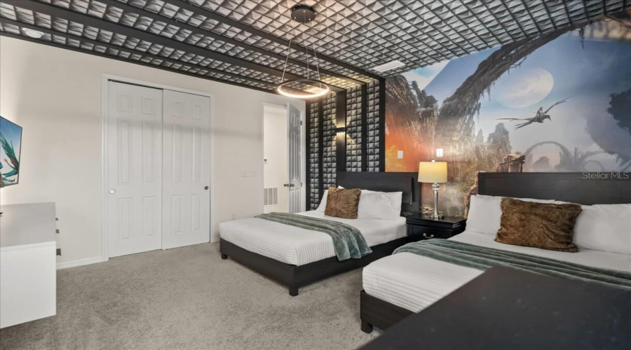 KISSIMMEE, Florida 34747, 9 Bedrooms Bedrooms, ,6 BathroomsBathrooms,Residential,For Sale,MERMAID COVE,0,MFRO6418556