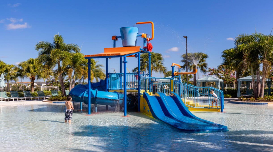 KISSIMMEE, Florida 34747, 9 Bedrooms Bedrooms, ,6 BathroomsBathrooms,Residential,For Sale,MERMAID COVE,0,MFRO6418556