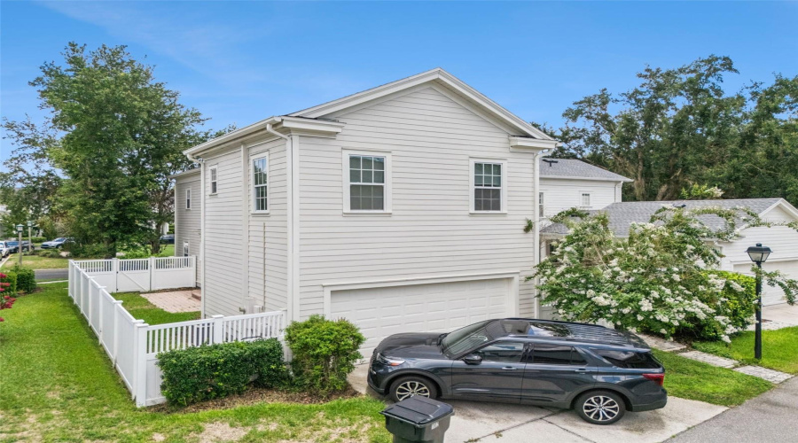 CELEBRATION, Florida 34747, 4 Bedrooms Bedrooms, ,3 BathroomsBathrooms,Residential,For Sale,GOLDENASTER,0,MFRO6421832