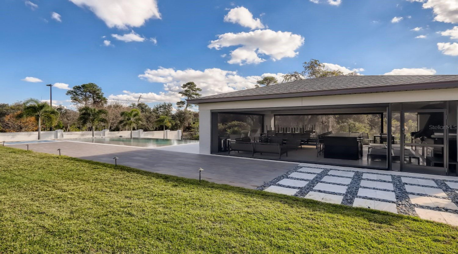 ORLANDO, Florida 32836, 6 Bedrooms Bedrooms, ,4 BathroomsBathrooms,Residential,For Sale,LUDINGTON,0,MFRO6422812
