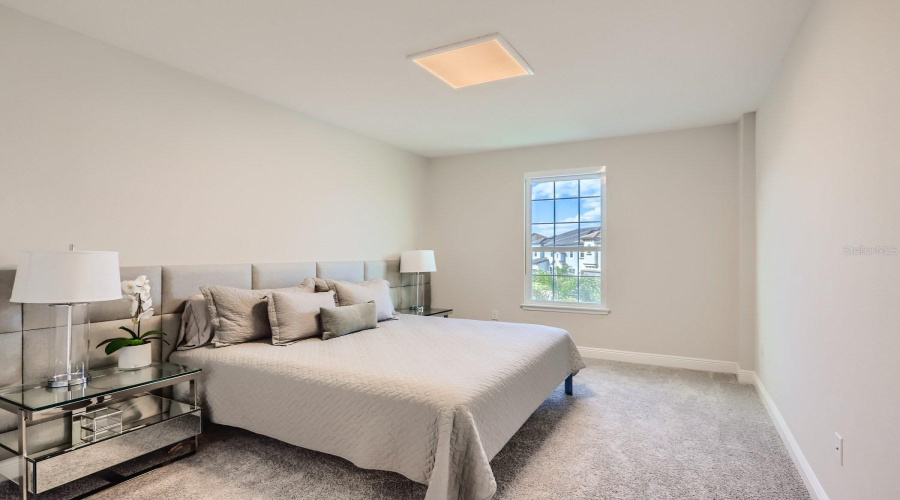 ORLANDO, Florida 32836, 6 Bedrooms Bedrooms, ,4 BathroomsBathrooms,Residential,For Sale,LUDINGTON,0,MFRO6422812