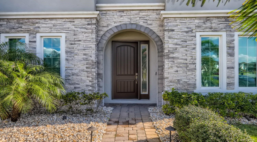 ORLANDO, Florida 32836, 6 Bedrooms Bedrooms, ,4 BathroomsBathrooms,Residential,For Sale,LUDINGTON,0,MFRO6422812